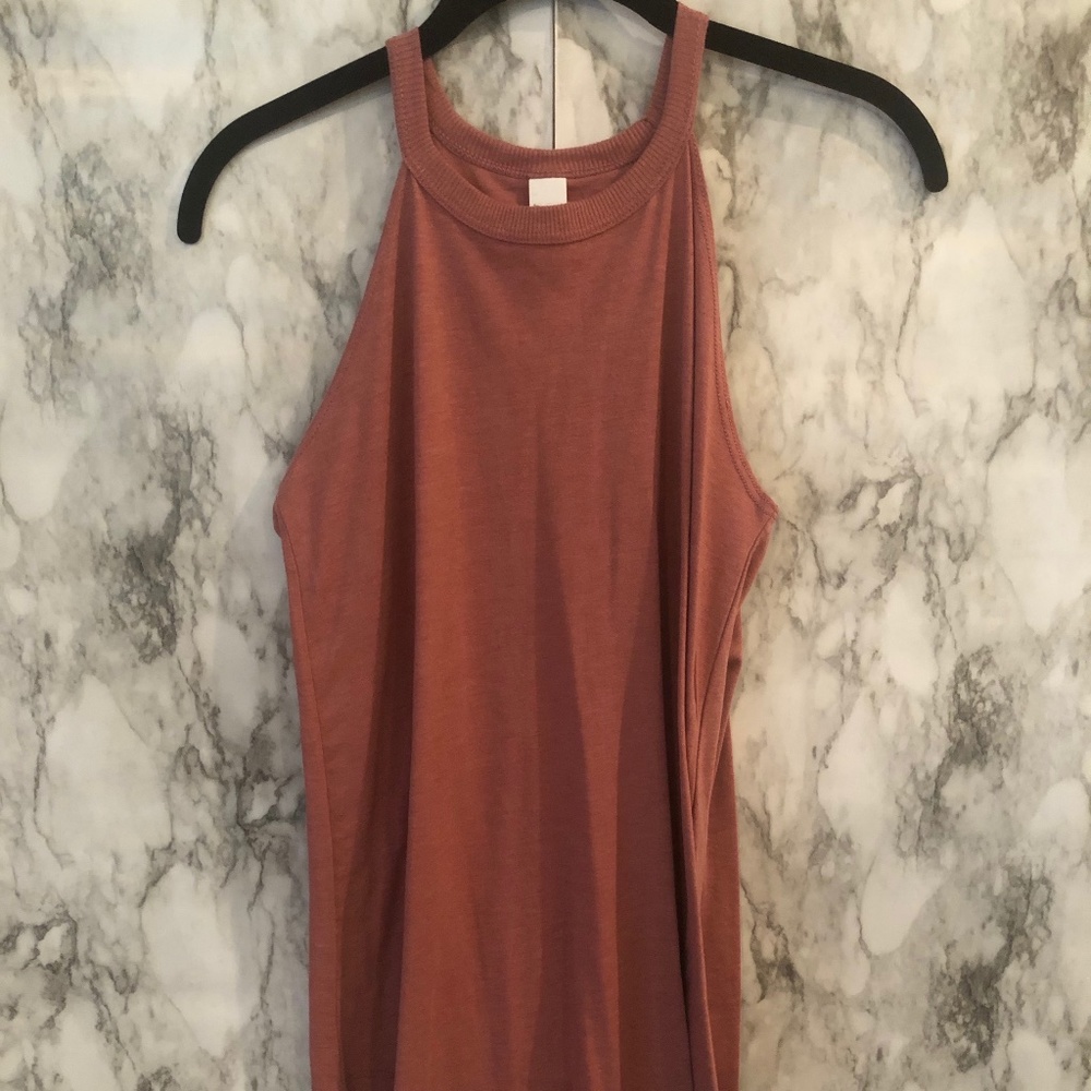 district mauve pink tank top